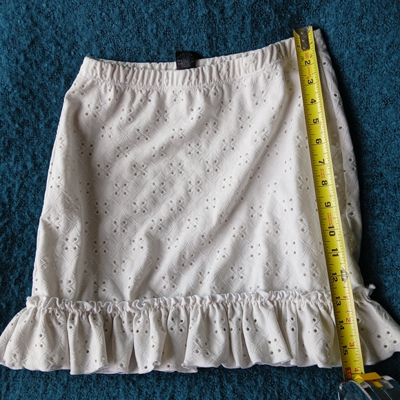 Rue21 Cream Ruffled Mini Skirt Casual Resort Wear Sz‎ S - Picture 4 of 4